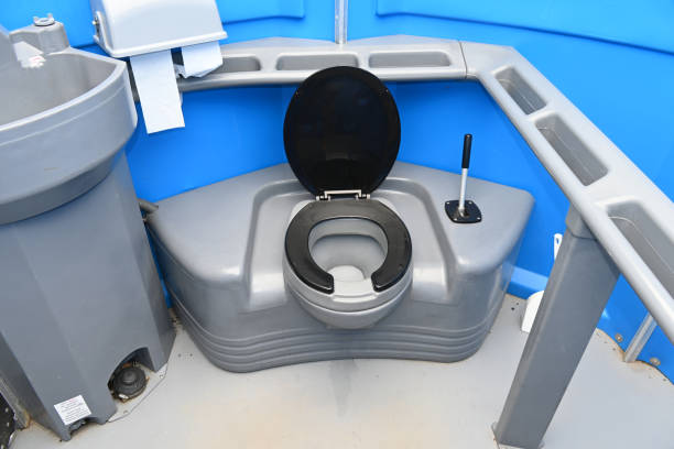 Types of Portable Toilets We Offer in Pecatonica, IL